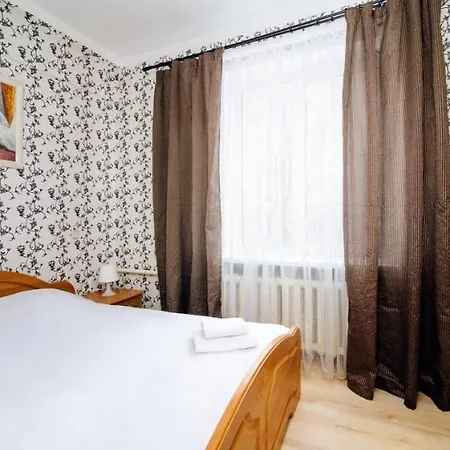 Апартаменты On Myasnikova 35 *